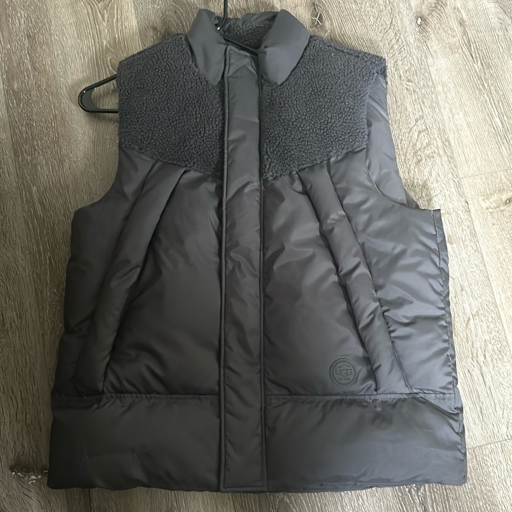 Mens Ugg Vest